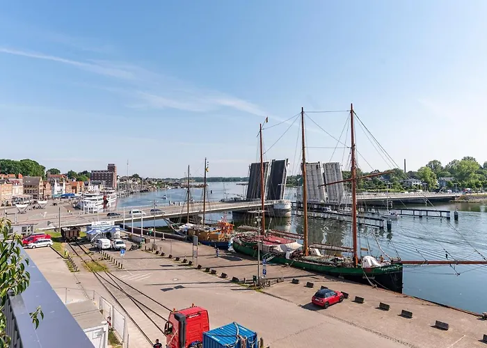 Penthouse Bruecke - B11 *